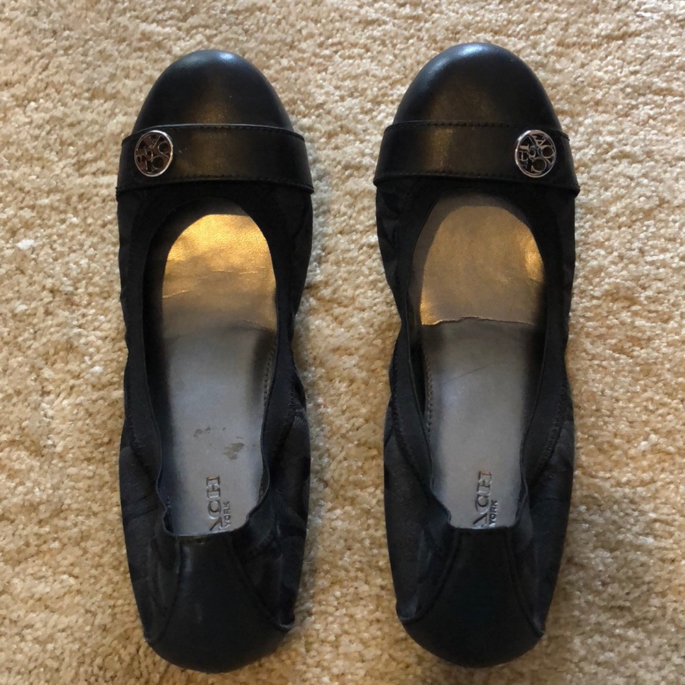 EUC Coach Ballet Flats Black w/ Silver Detail 6.5